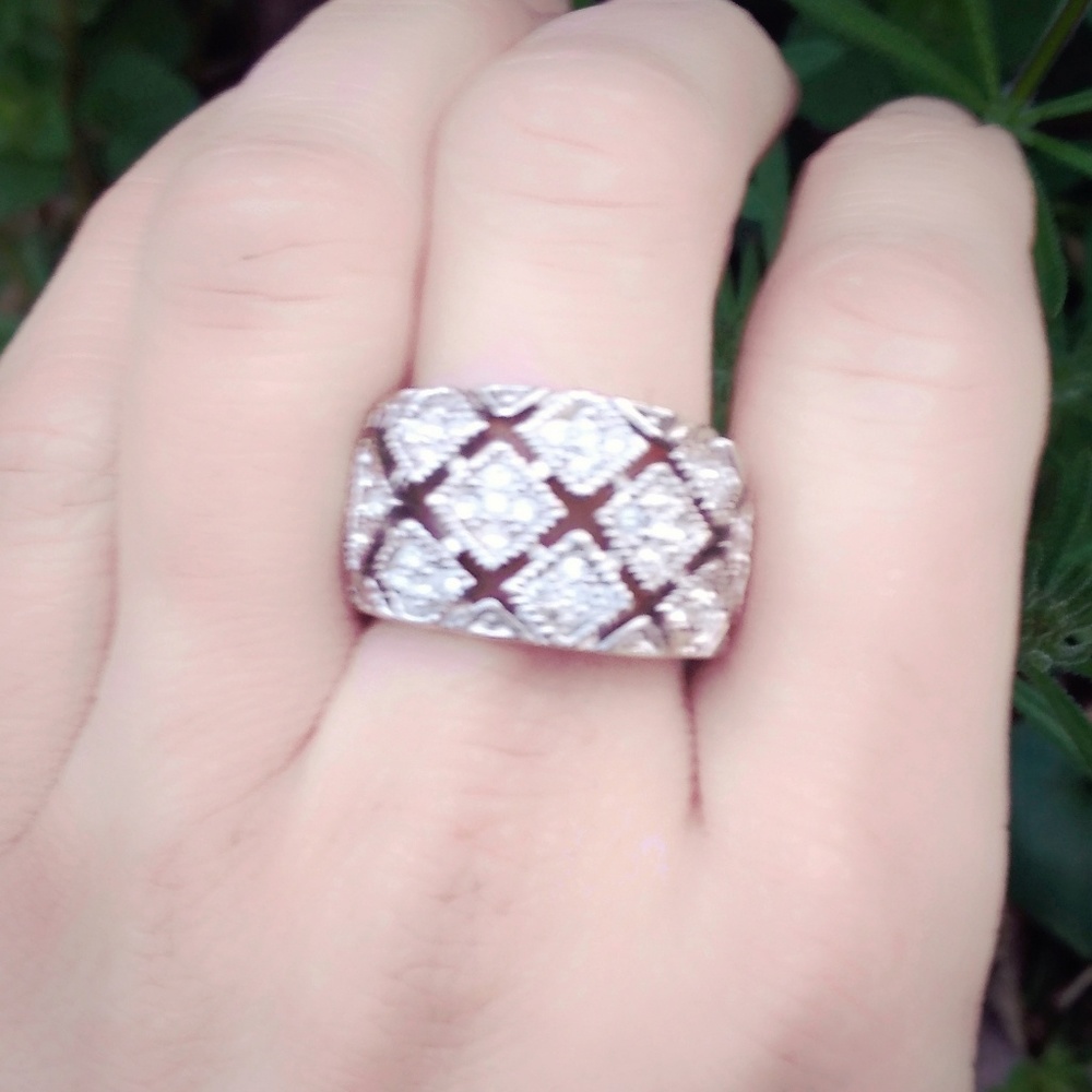 Gorgeous Wide Sterling Silver & Swarovski Crystal Ring- Size 8 - Picture 4 of 6